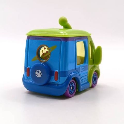  Mô hình xe Tomica Disney Motors Cubit Alien 