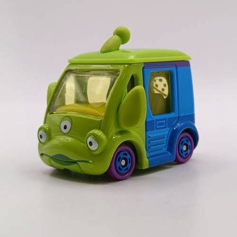  Mô hình xe Tomica Disney Motors Cubit Alien 
