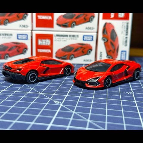  Mô hình xe hơi Tomica Lamboghini Revuelto Red 