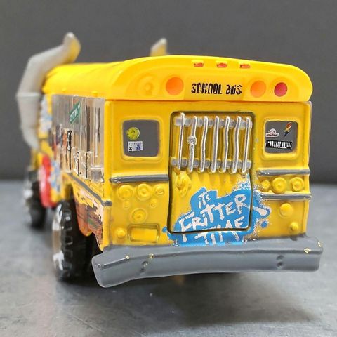  Xe mô hình Disney Cars Tomica C-28 Miss Fritters (Standard Type) 
