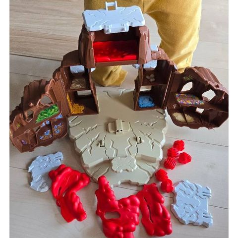  Bộ đồ chơi ANIA Kingdom Battle Volcano 