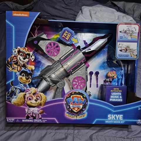  Đồ chơi PAW Patrol The Mighty Movie DX Action Vehicle Skye Mighty Jet 