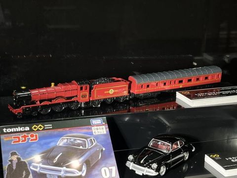  Tomica Unlimited 06 Harry Potter Hogwarts 