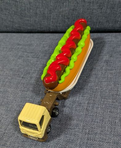  Xe mô hình Tomica Long 164 Hot Dog Transpoertes 