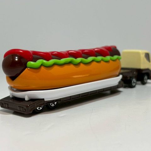  Xe mô hình Tomica Long 164 Hot Dog Transpoertes 