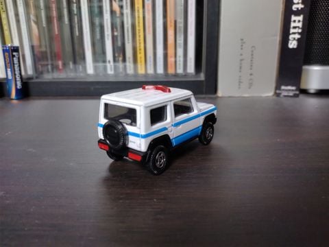  Mô hình xe Tomica 99 Suzuki Jimny Patrol Car 