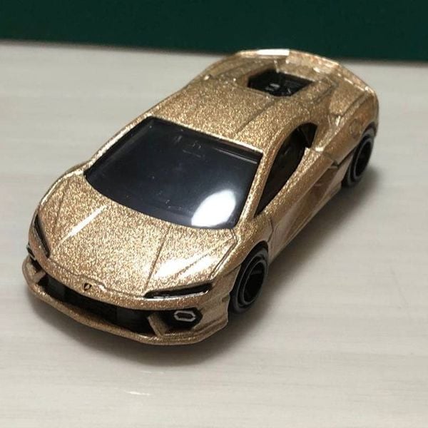 Tomica 43 Lamborghini Temerario