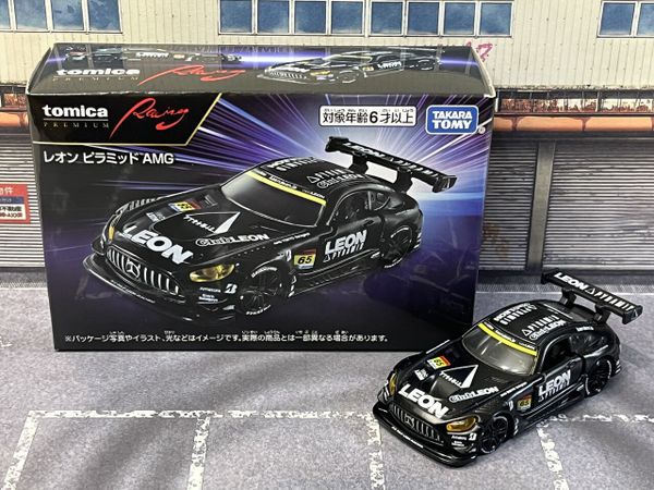 Tomica Premium Racing Leon Pyramid AMG