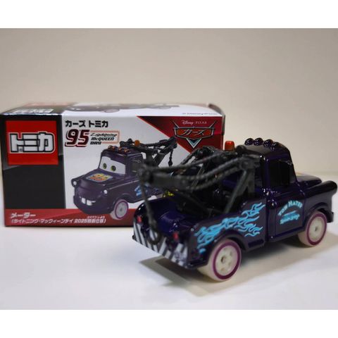  Mô hình xe Disney Tomica Cars Meter (Lightning McQueen Day 2025) 