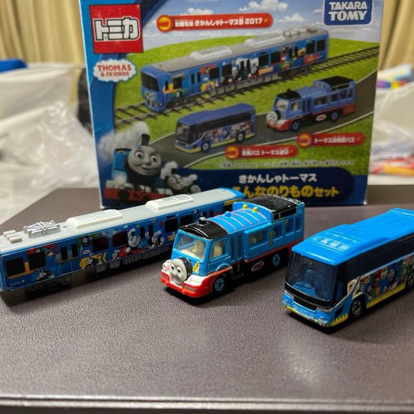  Tomica Gift Thomas 