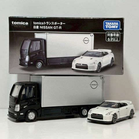  Mô hình xe NISSAN GT-R Tomica Transporter Nissan 