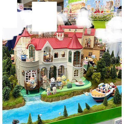  Nhà đồ chơi HA-52 Sylvanian Families Sparkling Waterfront Red Roof House 