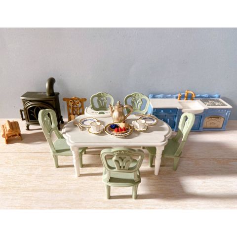  Phụ kiện phòng ăn SE-215 Sylvanian Families The Red-roofed House by the Lake Elegant Dining Room 