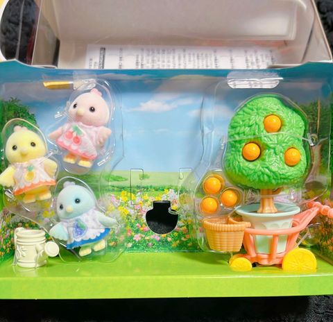  FS-62 Sylvanian Families Citrus Bird Family 