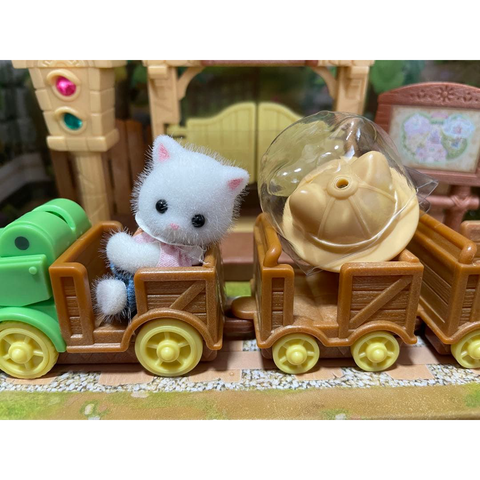  Mô hình CO-83 Sylvanian Families The Exciting Crocodile Train 