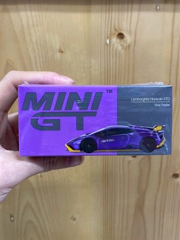  MINI GT 1/64 Lamborghini Huracan STO Viola Pacifae (Left Handle) 