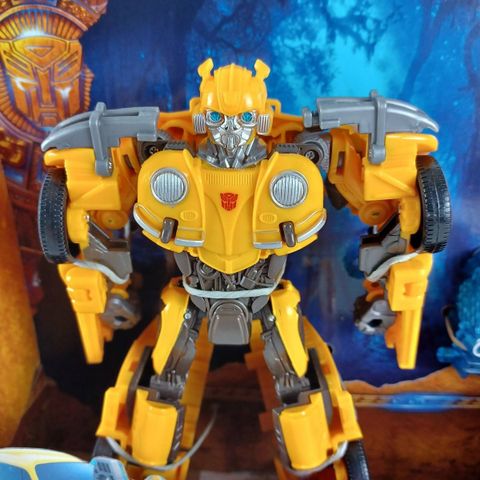  Đồ chơi robot 442421 - Transformers Rise of the Beasts Spark Charger Bumblebee 
