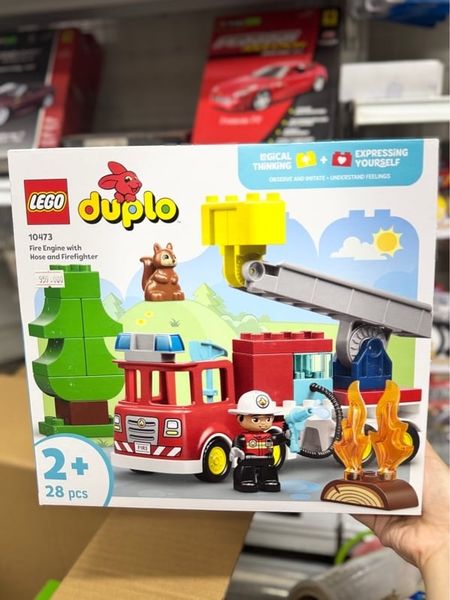  LEGO DUPLO 10473 Lắp ráp Xe cứu hỏa kèm vòi phun nước và lính cứu hỏa 