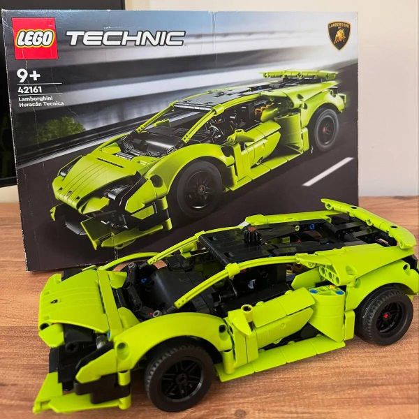  LEGO Technic 42161 23win08 com lắp ráp Siêu Xe Lamborghini Huracán Tecnica 
