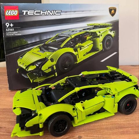  LEGO Technic 42161 Đồ chơi lắp ráp Siêu Xe Lamborghini Huracán Tecnica 