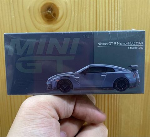  Xe Mini GT MGT00868 Nissan GT-R Nismo 2024 NISMO Stealth Gray 