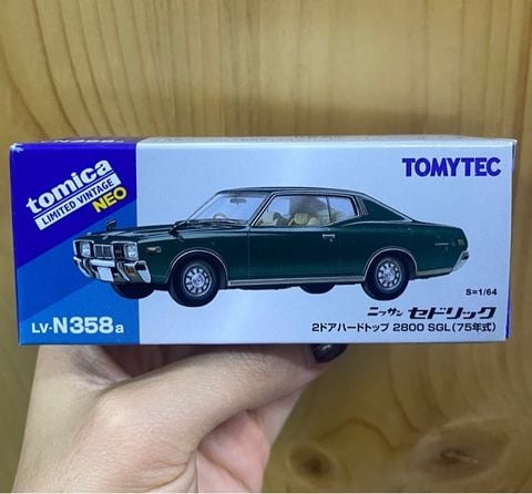  Tomytec LV-N358a Nissan Cedric 2 Door HT 2800 SGL Green) 75 