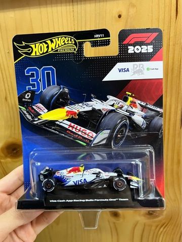  JKD79 23win04 Premium F1 Visa Cash App Racing Bulls Formula One Team 