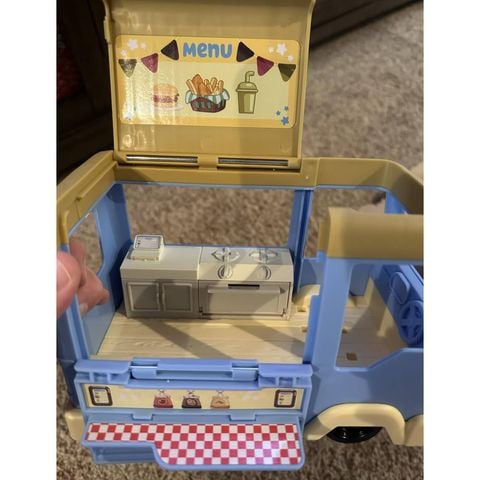  Xe bán thức ăn Bluey Transforming Food Truck Playset 