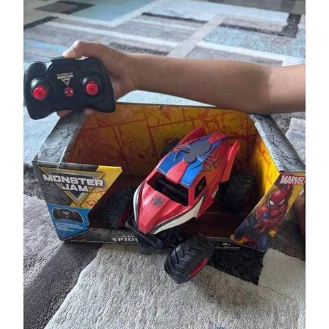  Xe điều khiển Monster Jam 6073723 -Radio Controlled 1:24 Spiderman Truck 