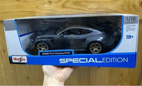  31468 Xe Maisto 1/18 2025 Ford Mustang GTD 