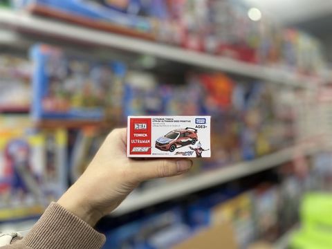  Tomica Ultraman UTR-04 ULTRAMAN GEED PRIMITIVE 