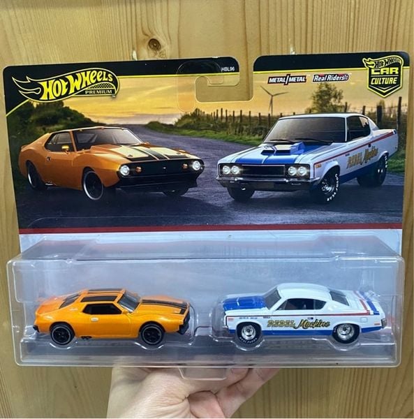 JBL06 Hot Wheels Premium 2 Pack - '71 AMC Javelin/AMC Rebel Machine