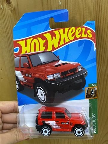  Xe HNK25 Hot Wheels Mitsubishi Pajero Evolution 