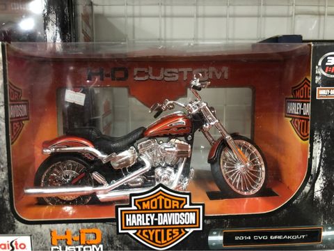  Xe mo hinh Die cast H-D FXSBSE CVO Breakout 1:12 