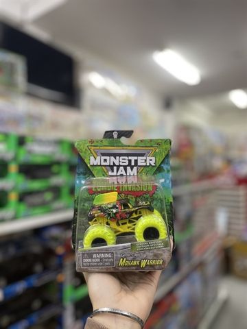  6059587 - Monster Jam Zombie Invasion Megalodon 