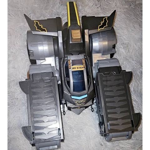  Bộ đồ chơi DC Batman Gotham City Guardian 4-in-1 Playset 30” Lights & Sounds 