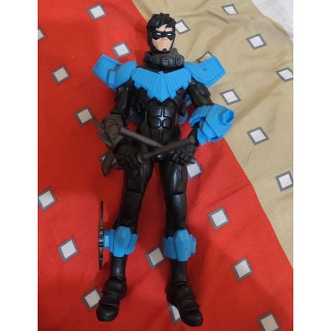  Đồ chơi 6069100 -DC Comics, Batman Adventures, Nightwing Action Figure 