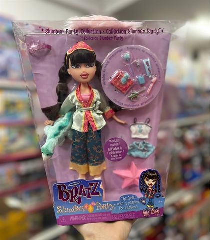  592068 Bratz Slumber Party Jade Fashion Doll 