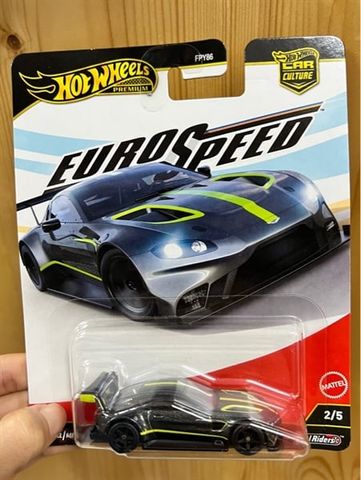  Mô hình xe JBK76 Hot Wheels Car Culture Euro Speed Aston Martin Vantage GTE 