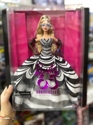  Búp bê HRM58 Barbie 65th Blue Sapphires Birthday Fashion Doll 