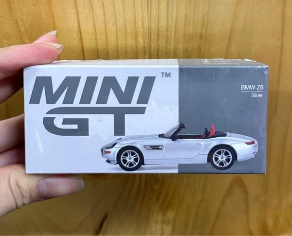  Mini GT Box Version MGT00998 BMW Z8 Silver 