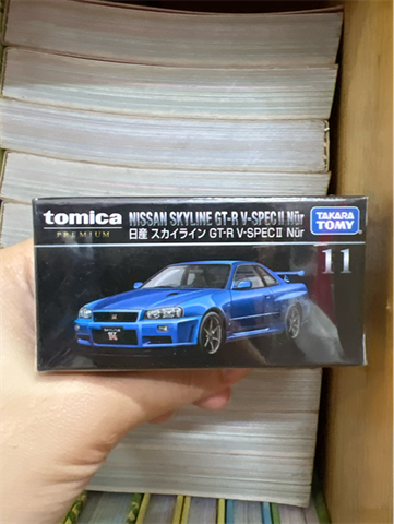  Tomica Premium 11 Nissan Skyline GT-R V-SPEC2 Nur 