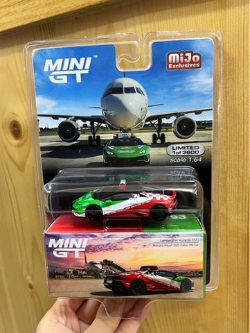  MiniGT Lamborghini Huracán EVO Bologna Airport 2020 