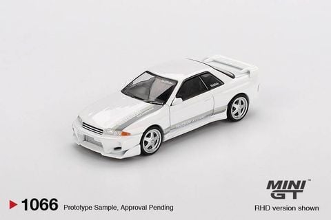  Xe Mini GT Box Ver MGT01066 Nissan Skyline GT-R (R32) VeilSide Combat C-I White 