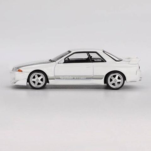  Xe Mini GT Box Ver MGT01066 Nissan Skyline GT-R (R32) VeilSide Combat C-I White 