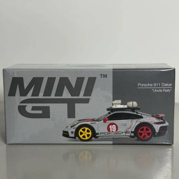 Mô hình xe MiniGT Porsche 911 Dakar "Uncle Rally" MGT01068