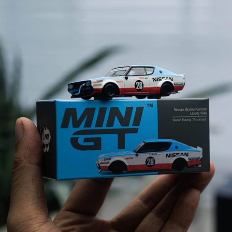  Mô hình xe Mini GT Box Version MGT01212 Nissan Skyline Kenmeri Liberty Walk Nissan Racing '75 concept 