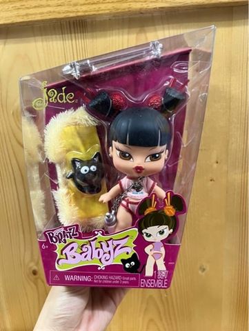  Búp bê Bratz Babyz Jade Collectible Fashion Doll (15cm) 