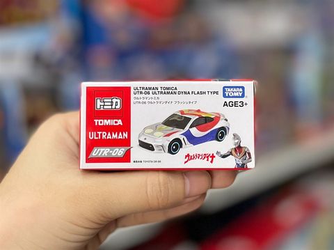  TOMICA UTR-06 Asia:ULTRAMAN 