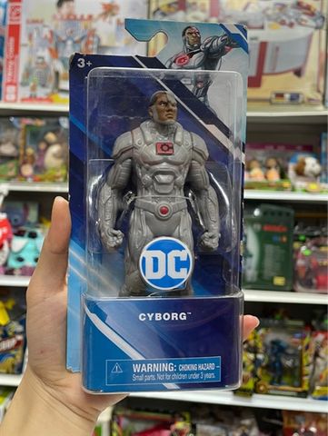  6055412 DC The Caped Crusader Battle Armor Batman 